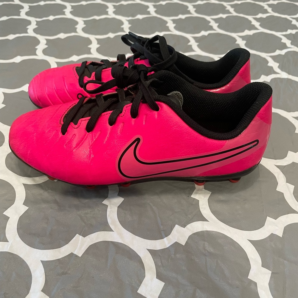 Nike Jr. Tiempo Legend 10 Club Soccer Cleat - Kids' 3Y